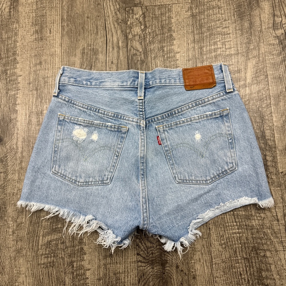 Levi’s 501 Button Fly Cut Off Distressed Denim Shorts - Picture 2 of 6